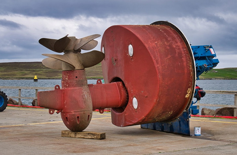 How Does A Sailing Hydraulic Winch Work?