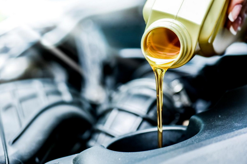 How To Tell Which Hydraulic Fluid To Use in Motor?