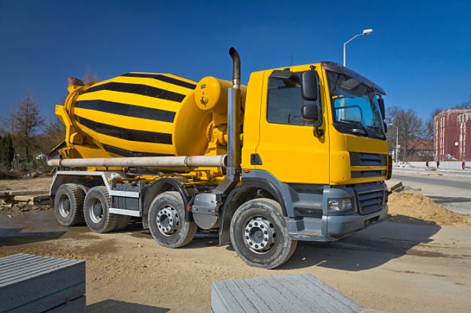 What Is A Cement Mixer Truck_3