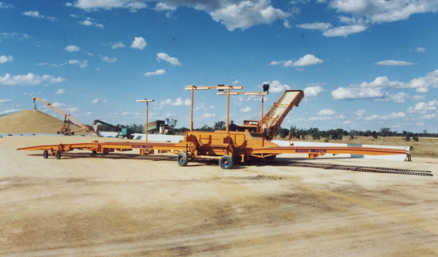 drive over unloading auger_2