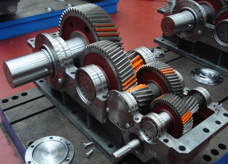 A Spur Gear Reducer Has An 18tooth Pinion Driven 1500rpm