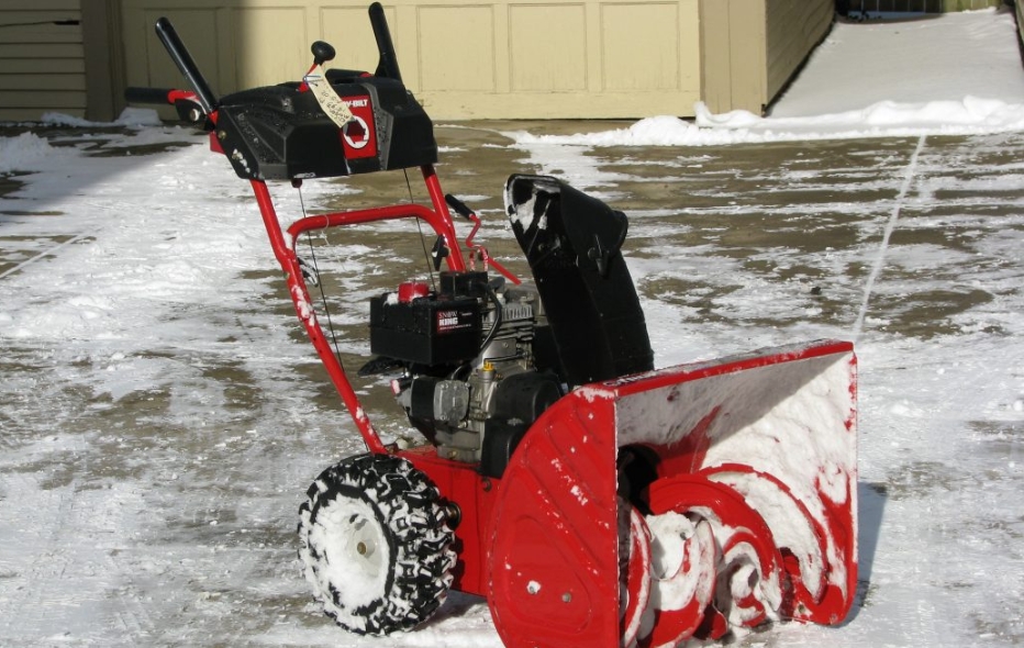Earth Auger